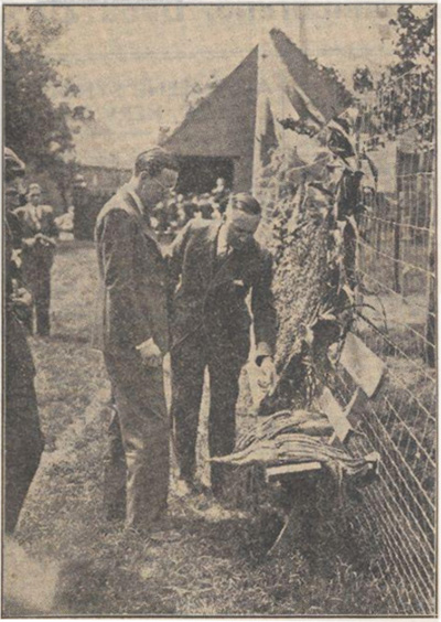 Prins Bernhard bezoekt de Hoosterhof, juli 1939.