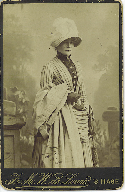 Gabrielle Ruys van Nieuwenbroeck, 1888